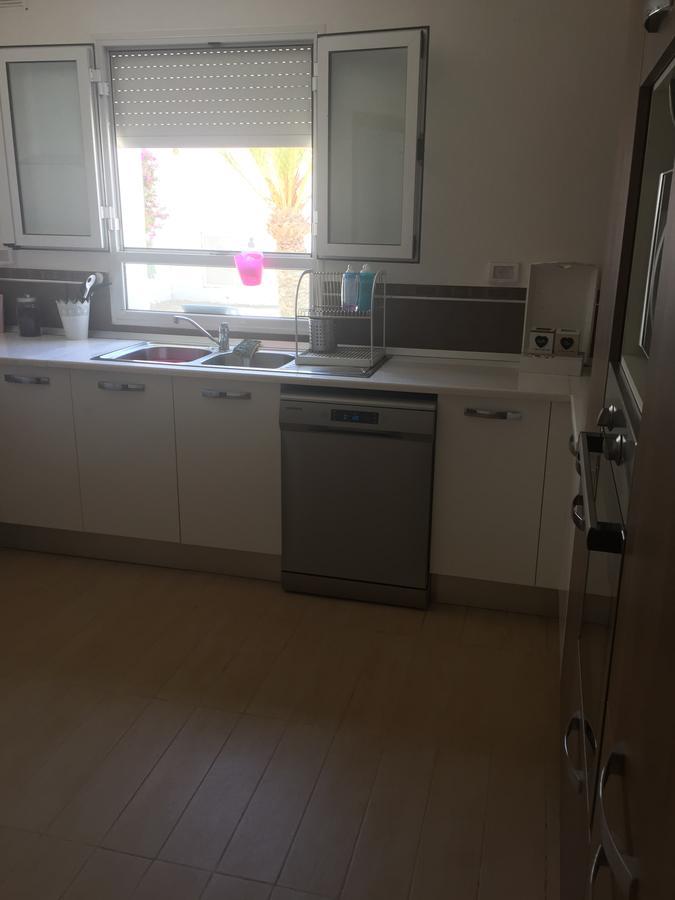 Villa Avec Piscine Триффа Экстерьер фото